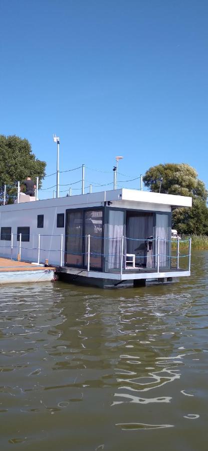 Houseboat Arka 1 - Domki Na Wodzie, Rower Wodny, Wifi, Parking Mielno  Extérieur photo