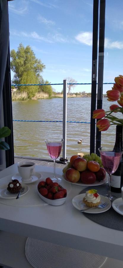 Houseboat Arka 1 - Domki Na Wodzie, Rower Wodny, Wifi, Parking Mielno  Extérieur photo