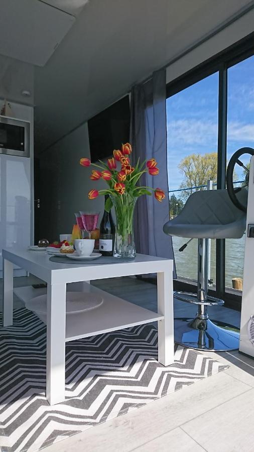 Houseboat Arka 1 - Domki Na Wodzie, Rower Wodny, Wifi, Parking Mielno  Extérieur photo